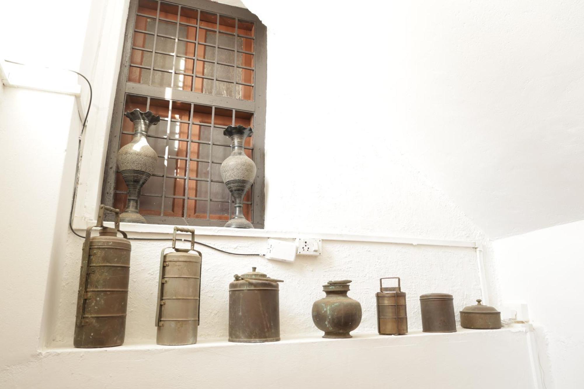 Prag View Heritage Homestay Bhuj Bagian luar foto