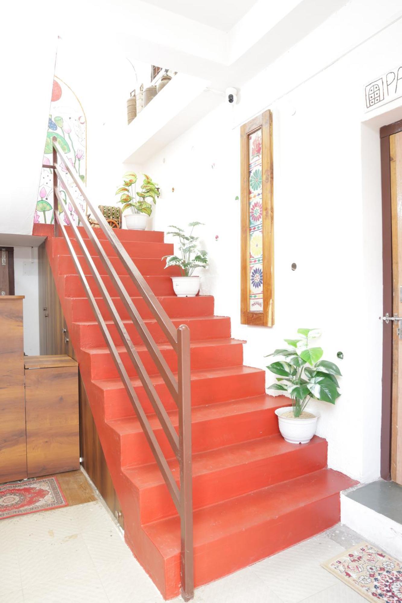 Prag View Heritage Homestay Bhuj Bagian luar foto