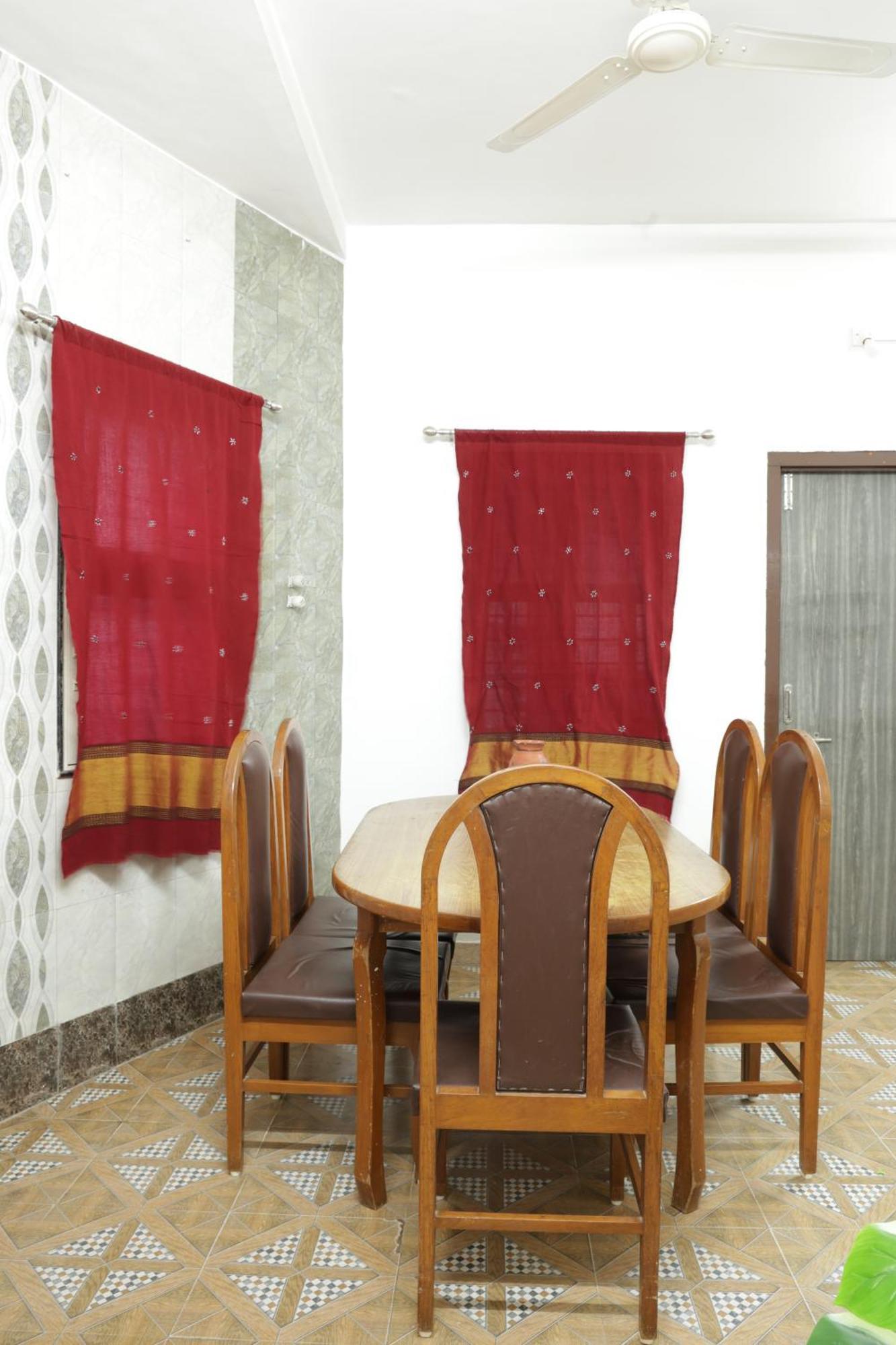 Prag View Heritage Homestay Bhuj Bagian luar foto